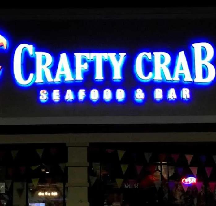 Crafty Crab of Mobile logo